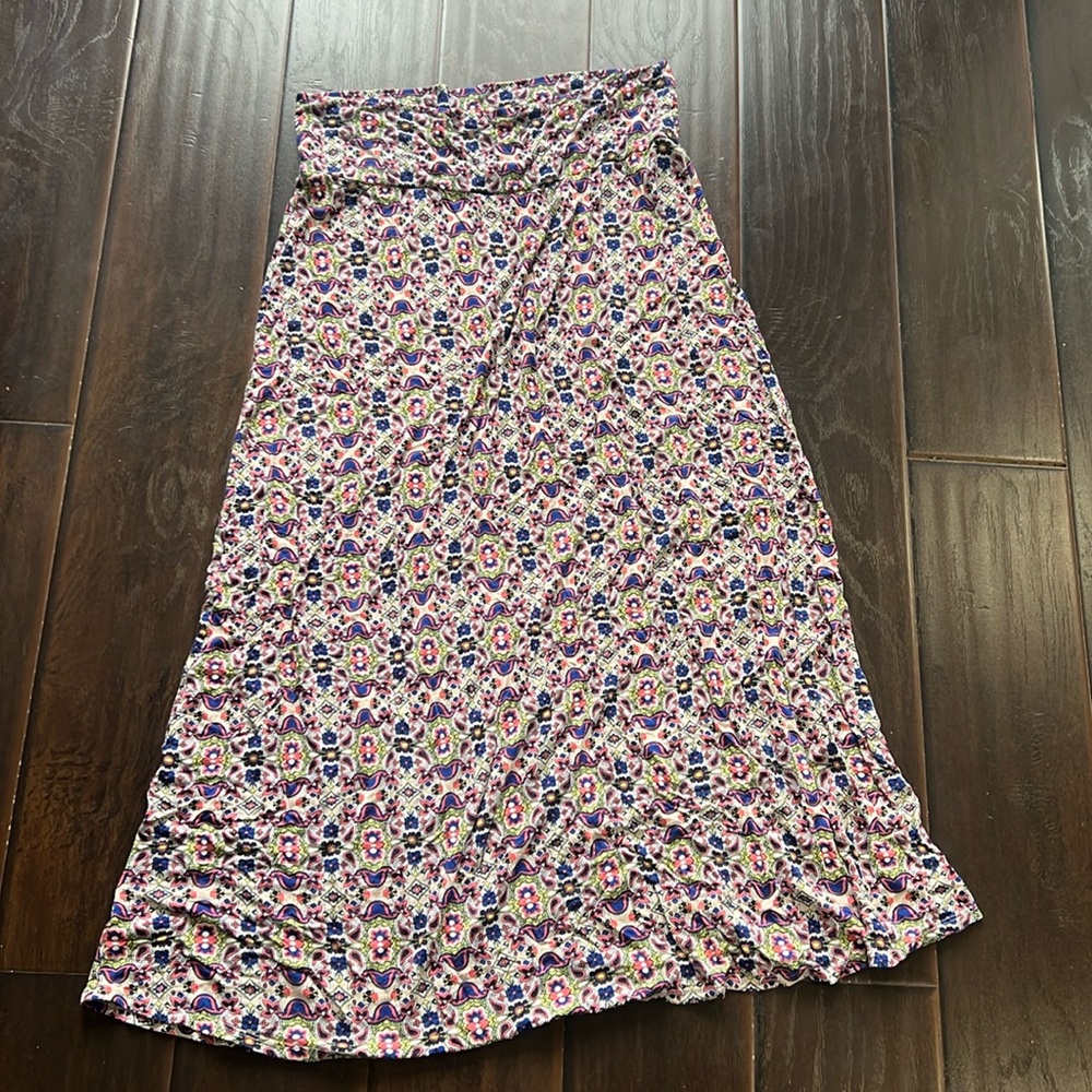 Loveappella Patterned Skirt, size XXL